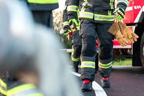 Vier Brandmeisteranwärter*innen starten in ihr Berufsleben bei der Stadt Wesel